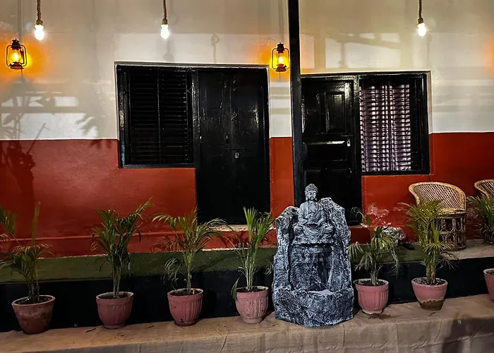 Institute Of Natural Medicine , Yoga & Therapy *